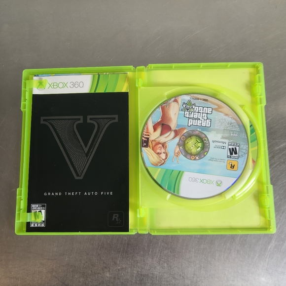 Grand Theft Auto V Xbox 360 - Picture 4 of 4